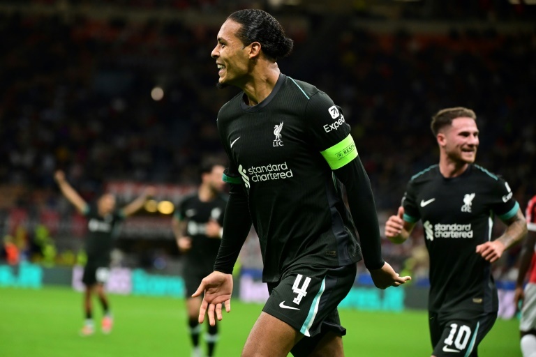 Van Dijk gives honest praise to direct Premier League rival