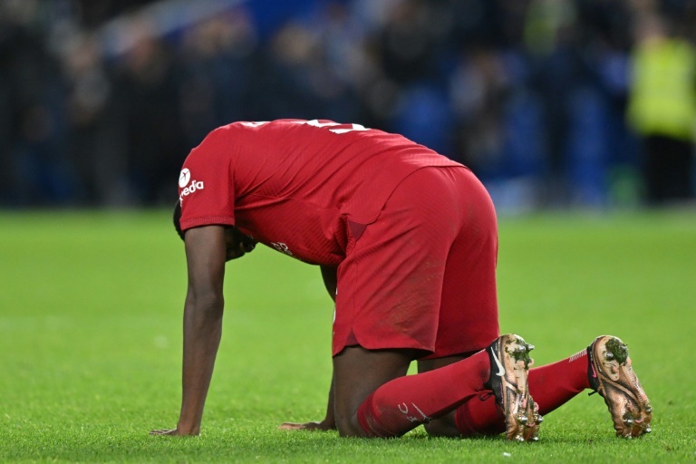 Konate exits pitch in pain as Liverpool before second half against Brighton