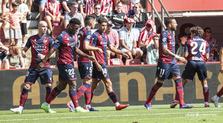 Levante try to contact their 3.000 fans affected by the DANA