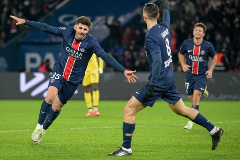 Revamped PSG see off Toulouse before Bayern clash