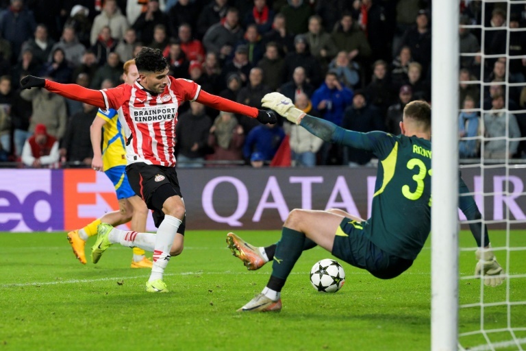 PSV produce stunning late comeback to beat Shakhtar