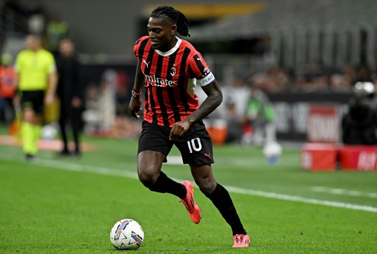 Milan boss Fonseca wants Rafael Leao to be "more consistent"