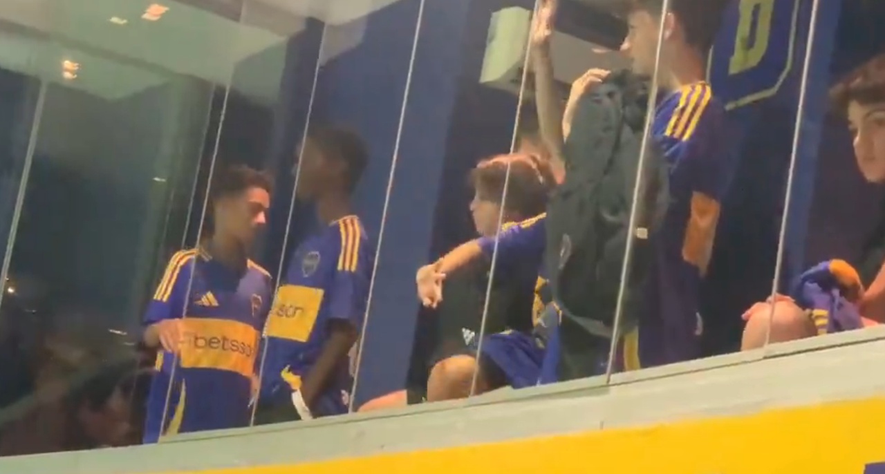 Messi's son supporting Boca Juniors