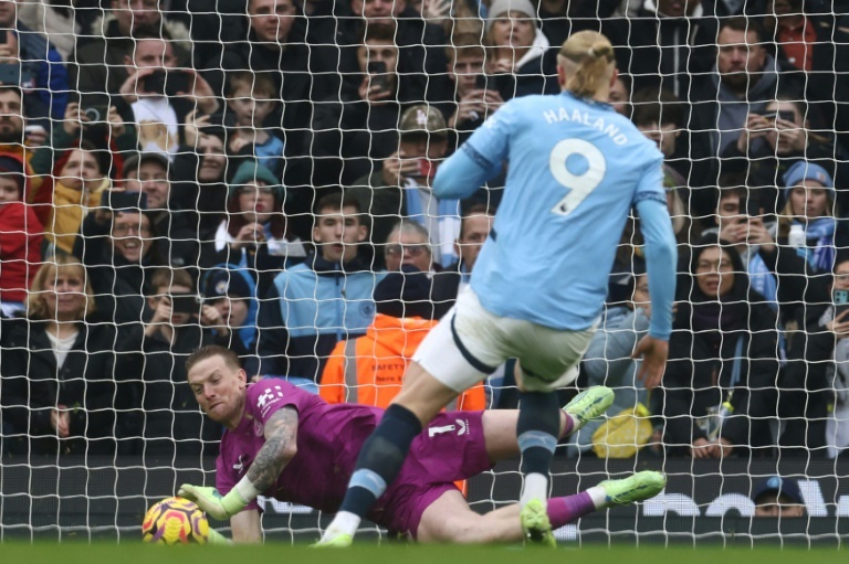 Man City pay penalty for Haaland miss in Everton draw