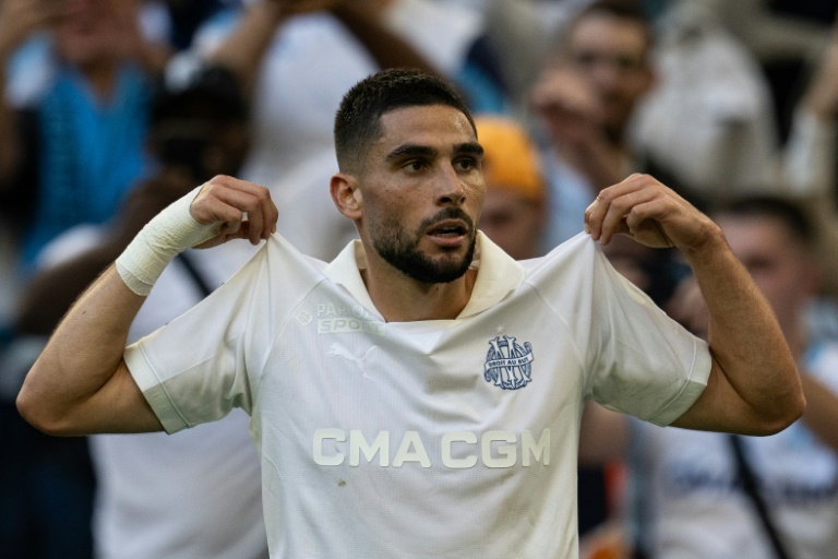 Everton boss Dyche unconcerned by Maupay jibe