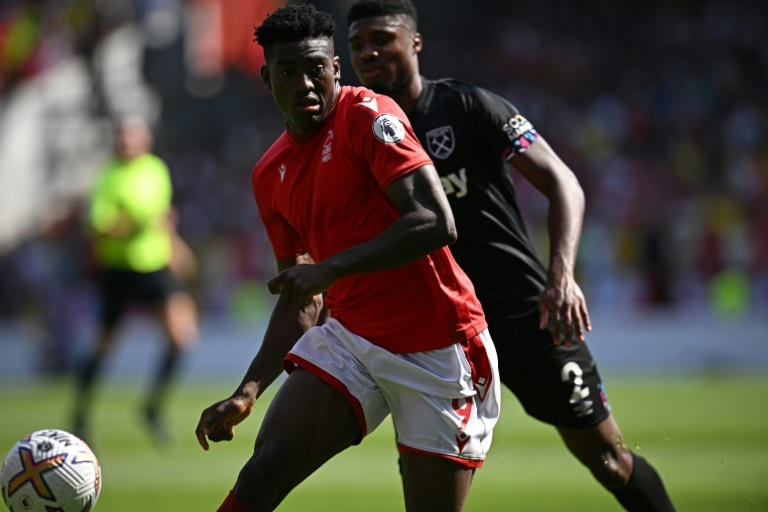 West Ham launch bid for Nottingham Forest's Taiwo Awoniyi