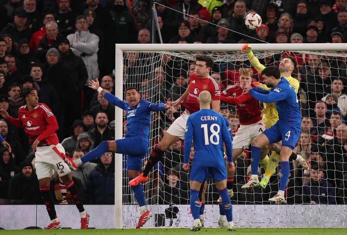 Man Utd clinch dramatic victory against Rangers in Europa League thriller