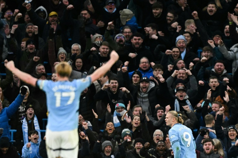 Manchester City overcome early setback to defeat Chelsea