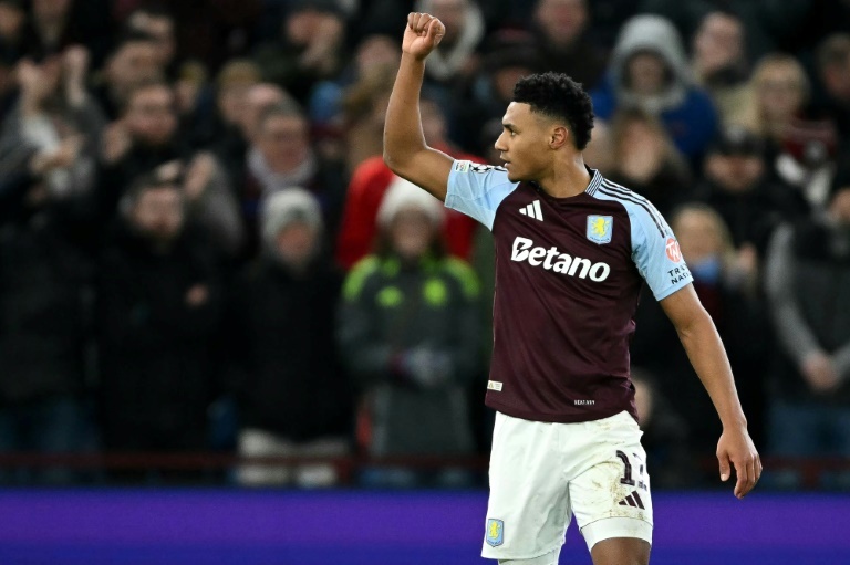 Aston Villa won't sell Watkins to Arsenal insists Emery