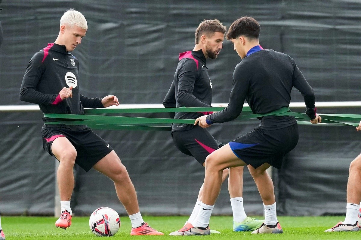 Inigo Martinez returns to Barcelona training sessions