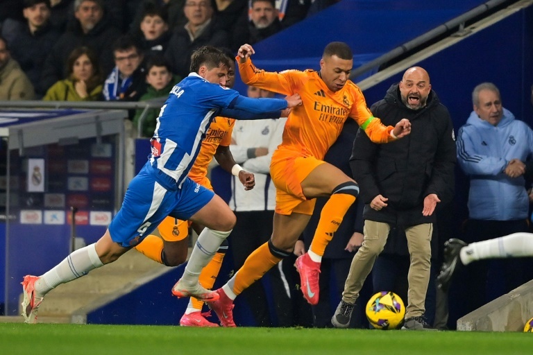 Real Madrid fall at Espanyol as Atletico cut La Liga gap