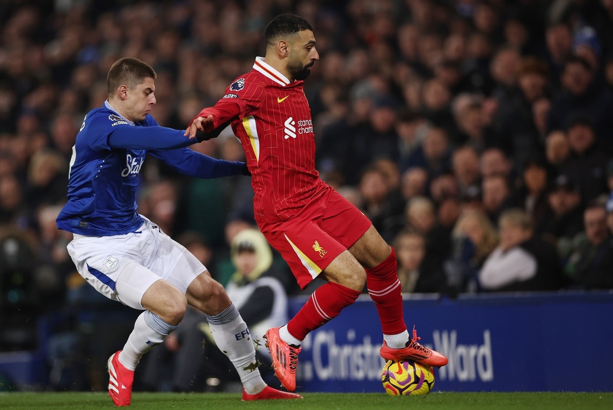 Tarkowski rescues point in last Merseyside derby at Goodison Park