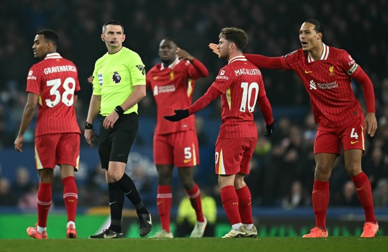 Liverpool captain Van Dijk frustrated to draw Everton's 'cup final'