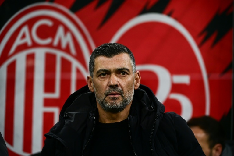 Milan boss Conceicao leaves post-Feyenoord defeat press conference after 90 seconds