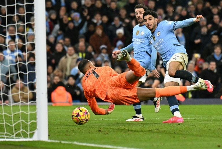 Nike unveils final Premier League ball before Puma takes over