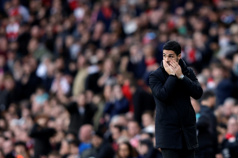 Title race out of Arsenal's control, says 'angry' Arteta