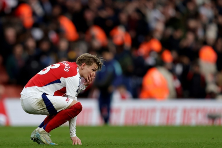 Arsenal has 'no time to feel sorry' in title race, says Odegaard