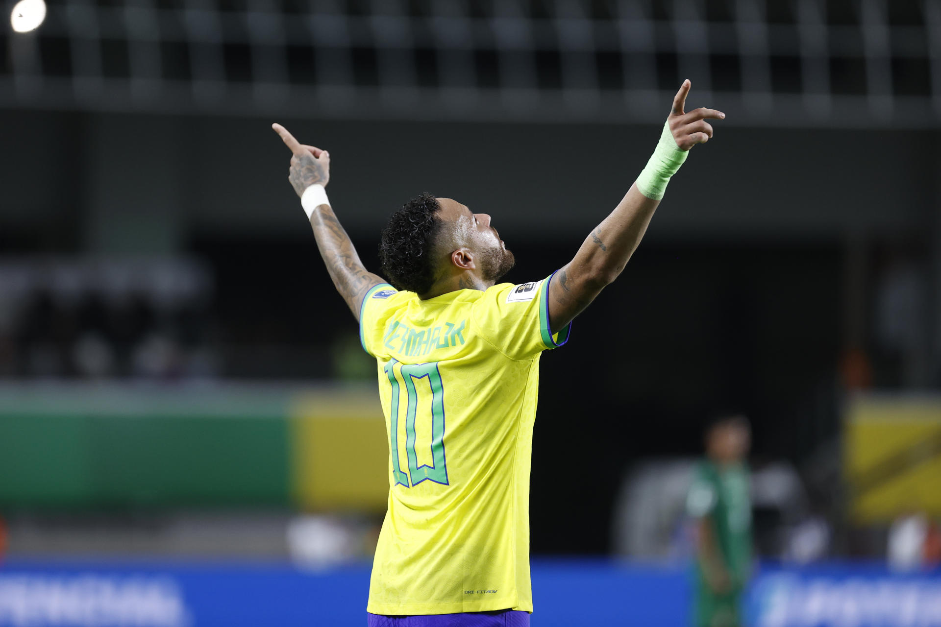 Neymar returns to Brazil's provisional squad