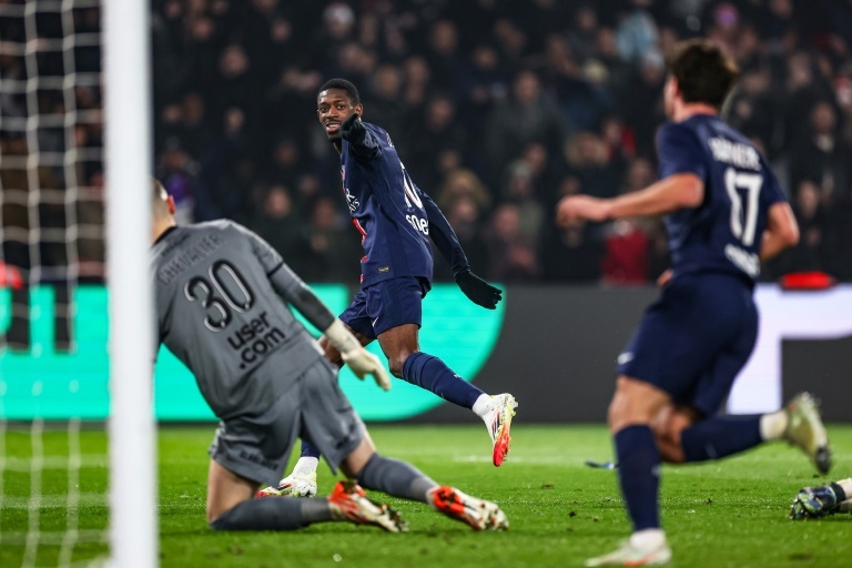 PSG send Liverpool warning with rout of Lille in Ligue 1