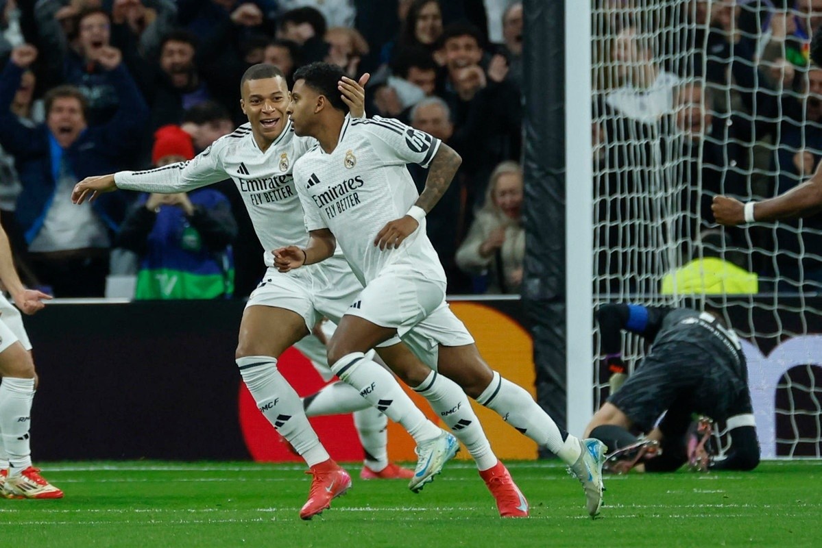 Real Madrid take advantage over local rivals Atletico in Champions League