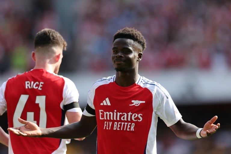 Arsenal to begin contract talks with Saka as injury recovery continues