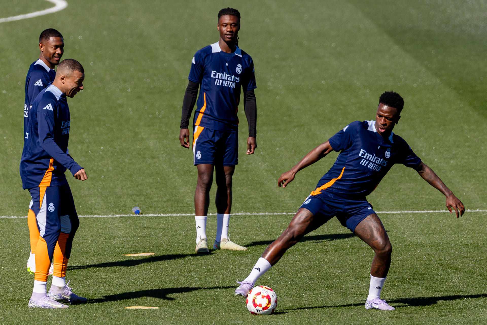 Vini and Mbappe back in training, eyes on Celta game
