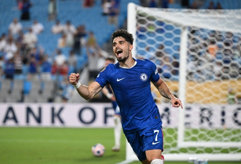 Chelsea give Pedro Neto free hand to not face Palmeiras following Jota's death