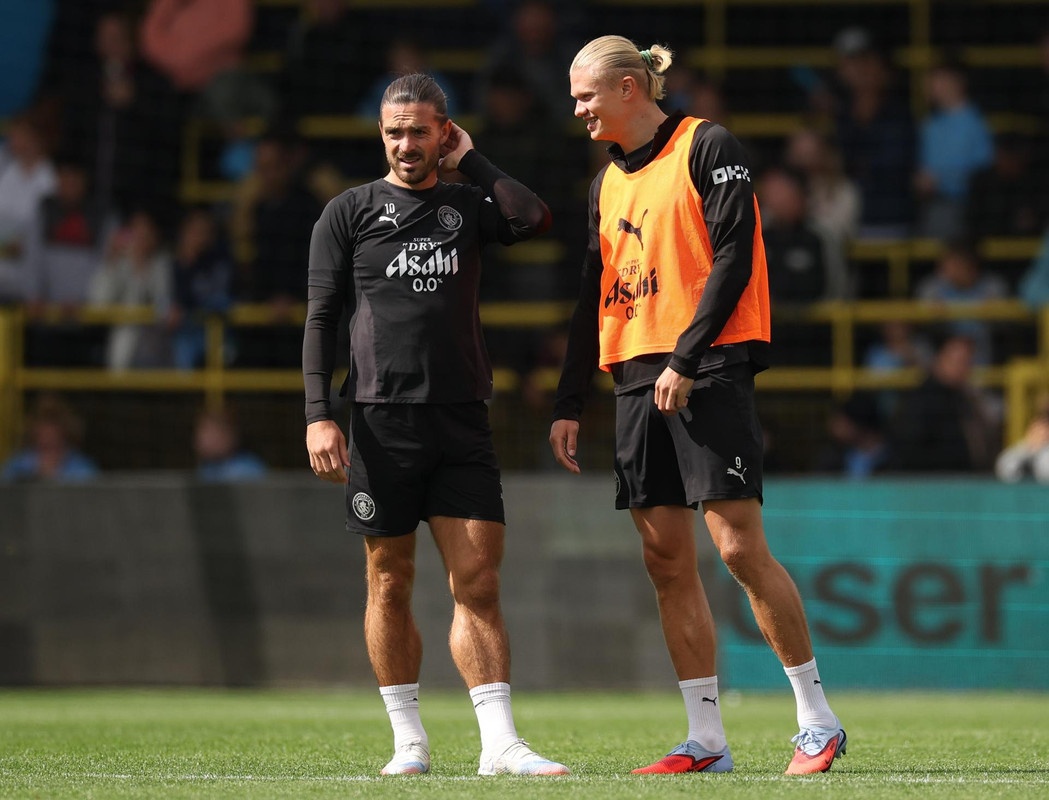 Everton push ahead with Grealish loan talks as top priority