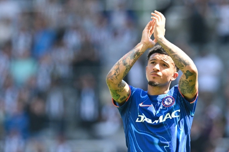 Jadon Sancho declines Roma offer, Besiktas move on hold